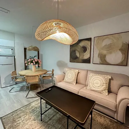 Puerta Elvira 3000 Apartment Granada