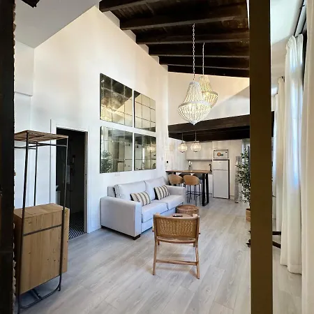 Apartament Puerta Elvira 3000 *